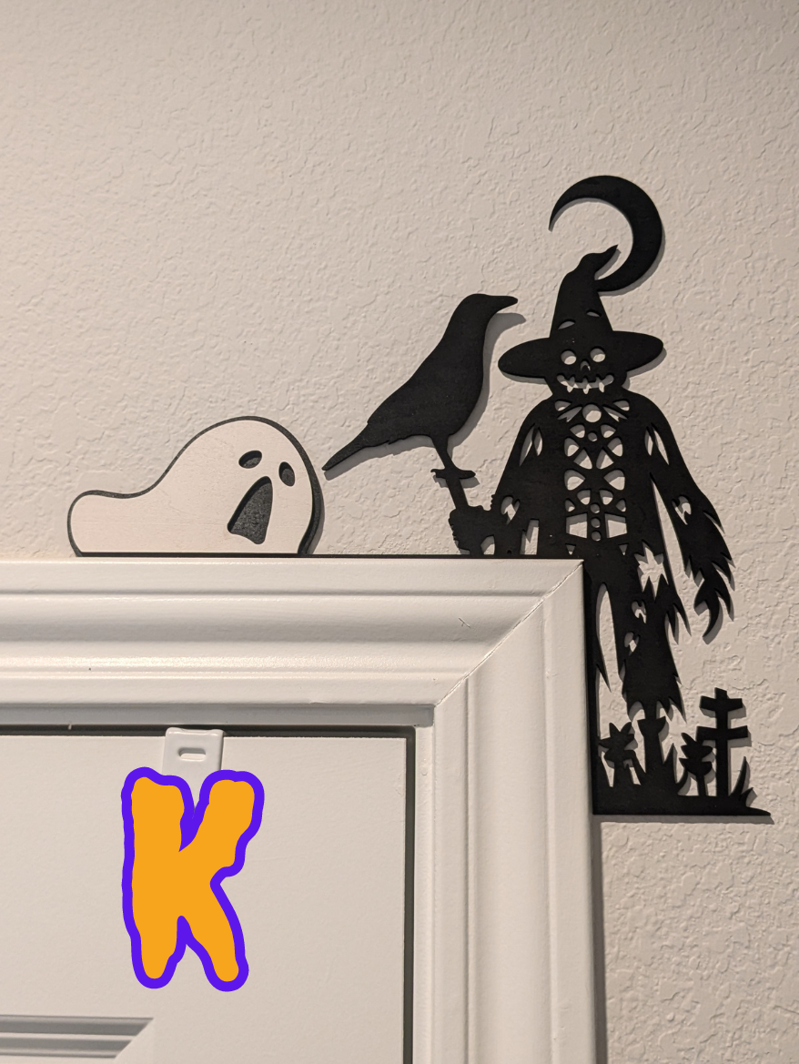Spooky Halloween Corner Decorations