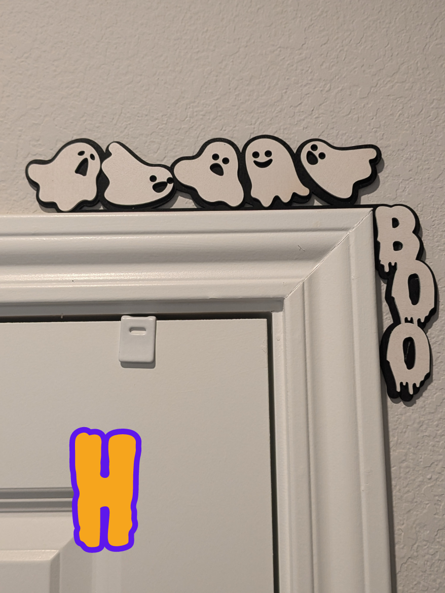 Spooky Halloween Corner Decorations