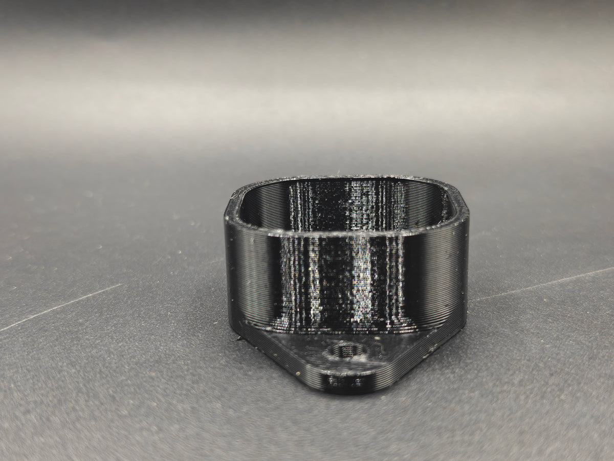 Outdoor Light Mounting Clips, Screw-in Brackets, No Adhesive, Weather-Resistant PETG Plastic